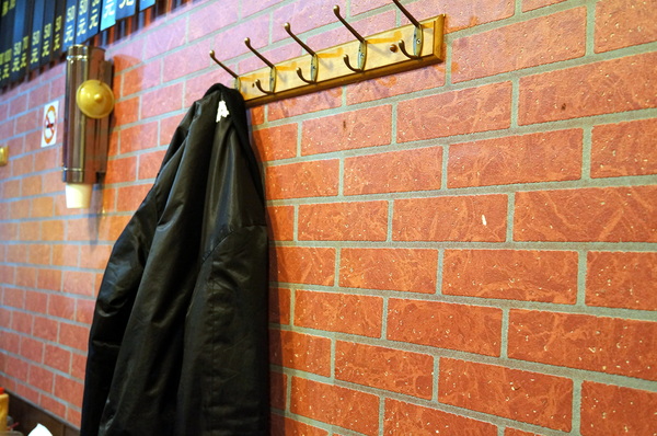 帝王食補薑母鴨(景美店):(胖樺食記)抗寒流聖品「帝王食補薑母鴨」。大口灌下大量薑片爆炒鴨肉加上麻油的熱湯無敵過癮。