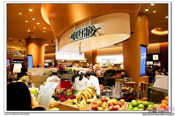 Orange County((林口三井Outlet))：林口三井OUTLET美食食記-【Orange County】日系可麗餅/【DOLTHiE】果昔