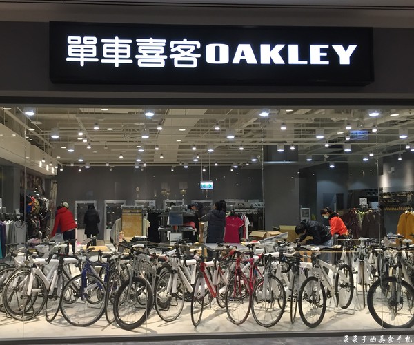 MITSUI OUTLET PARK 林口：[逛街]MITSUI OUTLET PARK林口|北台灣最大Outlet|試營運期間搶先看(1/27盛大開幕)|樓層品牌介紹