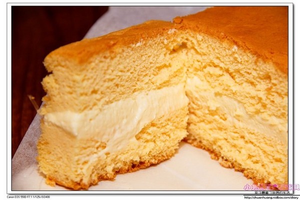 法國的秘密甜點(林口店):【美食♥林口】☼ 法國的秘密甜點(林口三井店)☼諾曼地牛奶蛋糕柔細綿密、雙莓繽紛天使酸甜好滋味♥♥