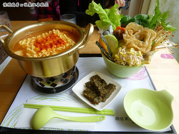 懷特廚房White Kitchen:【台中北區】White Kitchen懷特廚房,素食新時尚,無國界料理讓你驚覺原來可以有那麼多變化!?