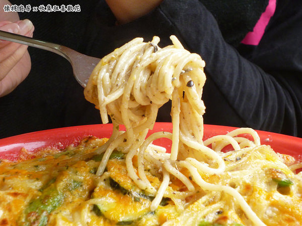 懷特廚房White Kitchen:【台中北區】White Kitchen懷特廚房,素食新時尚,無國界料理讓你驚覺原來可以有那麼多變化!?