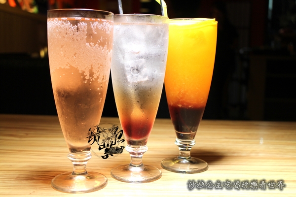 水炊き 筑紫島つくししま：媒體報導『水炊き 筑紫島つくししま』吉林路火鍋居酒屋/北海道牛奶風味雞/宵夜