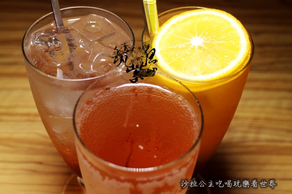 水炊き 筑紫島つくししま：媒體報導『水炊き 筑紫島つくししま』吉林路火鍋居酒屋/北海道牛奶風味雞/宵夜