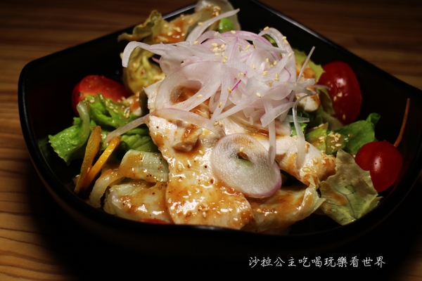 水炊き 筑紫島つくししま：媒體報導『水炊き 筑紫島つくししま』吉林路火鍋居酒屋/北海道牛奶風味雞/宵夜