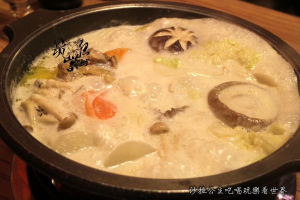 水炊き 筑紫島つくししま：媒體報導『水炊き 筑紫島つくししま』吉林路火鍋居酒屋/北海道牛奶風味雞/宵夜