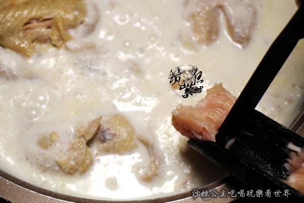 水炊き 筑紫島つくししま：媒體報導『水炊き 筑紫島つくししま』吉林路火鍋居酒屋/北海道牛奶風味雞/宵夜