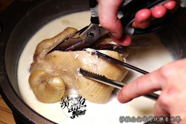 水炊き 筑紫島つくししま：媒體報導『水炊き 筑紫島つくししま』吉林路火鍋居酒屋/北海道牛奶風味雞/宵夜