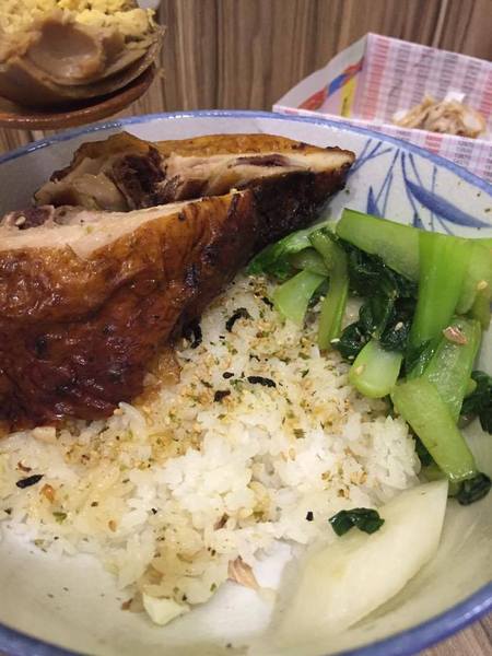 蛋蛋豪：[台南]高CP值X肉控最愛X烤雞專賣 蛋蛋豪