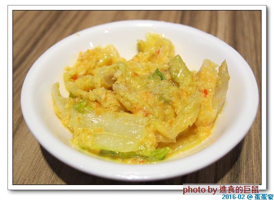 蛋蛋豪:(台南。中西區美食) 蛋蛋豪/(手扒雞,美味再現! ) 記憶中的美食_香噴噴手扒雞,懷舊好滋味!烤雞+燒肉,雙重享受,讓你吃飽胃撐一整天!