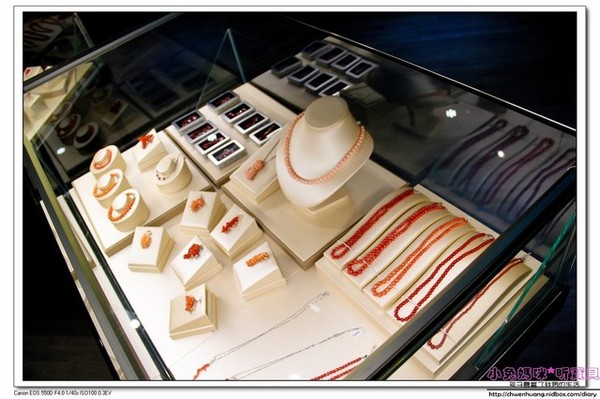 祝大漁物產文創館：【親子遊♥宜蘭】☼ 祝大漁物產文創館 ☼ 360度彩繪魚隧道，拍照很特別♥♥