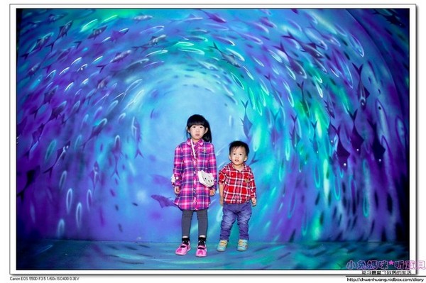 祝大漁物產文創館：【親子遊♥宜蘭】☼ 祝大漁物產文創館 ☼ 360度彩繪魚隧道，拍照很特別♥♥