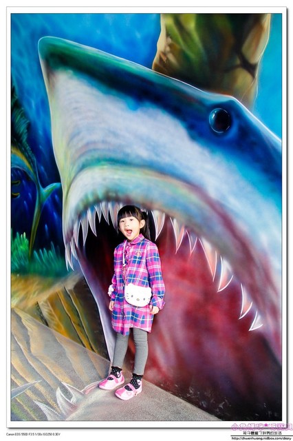 祝大漁物產文創館：【親子遊♥宜蘭】☼ 祝大漁物產文創館 ☼ 360度彩繪魚隧道，拍照很特別♥♥