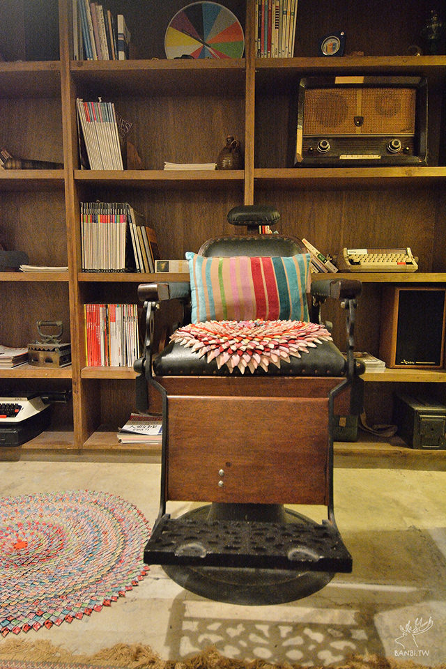 台北信義:I Met You Cafe 美麗玫瑰戚風蛋糕與復古氛圍-捷運101世貿站美食