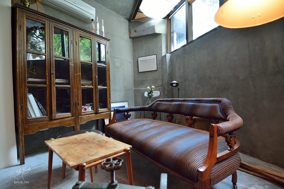 台北信義:I Met You Cafe 美麗玫瑰戚風蛋糕與復古氛圍-捷運101世貿站美食