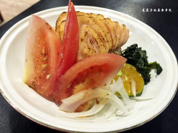 鑫日式料理：[台北中山]鑫日式料理|$1,200、$1,500無菜單日式料理|驚奇出奇不意的創意菜色|近捷運中山國中、南京復興站