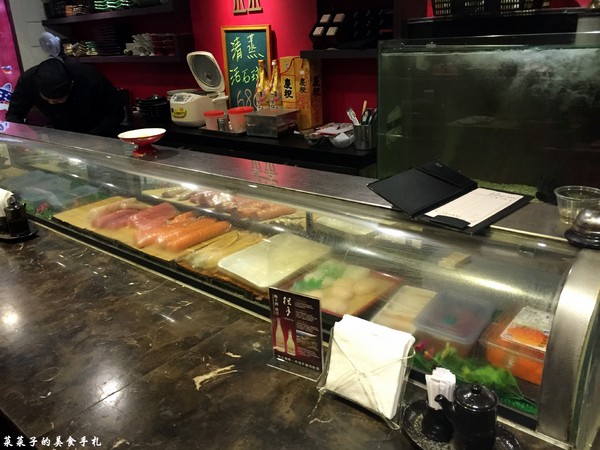 鑫日式料理：[台北中山]鑫日式料理|$1,200、$1,500無菜單日式料理|驚奇出奇不意的創意菜色|近捷運中山國中、南京復興站