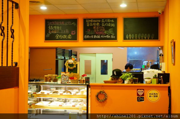 【板橋府中站餐廳】花園廚房牛排義式料理.用原味給你健康好味道