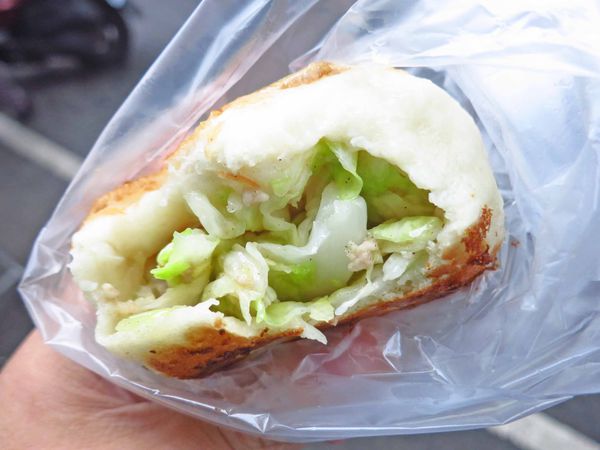 【桃園美食】南門市場林記水煎包-隱藏在市場外的超人氣煎包