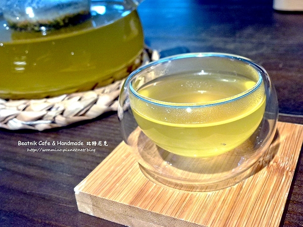 Beatnik Cafe:【台北大安區咖啡/手作下午茶甜點】中式刈包創意吃 ✿✿ Beatnik Cafe & Handmade 比特尼克 ✿✿ (完整菜單)