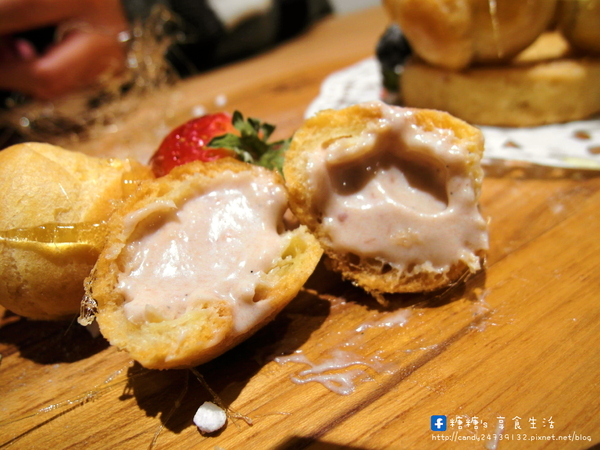 小原咖啡:〖台中│美食〗小原咖啡 ❤ 超吸睛泡芙塔,每日限量發售~即日起至2/7,凡點兩款手作甜點,即贈法國KUSMI茶一壺唷!!