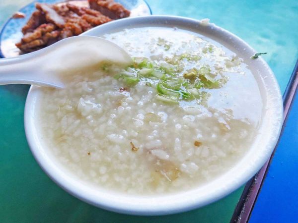 【三重美食】大同南路香菇肉粥-市場裡的美食