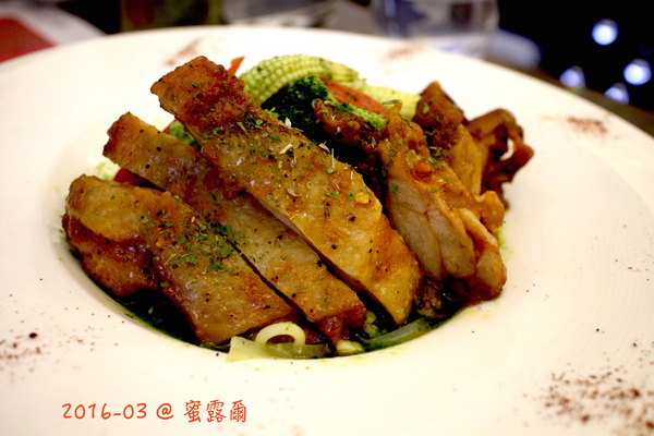 蜜露爾：（台南。中西區美食）『蜜露爾』平價美味，餐點現點現做，值得等待！！