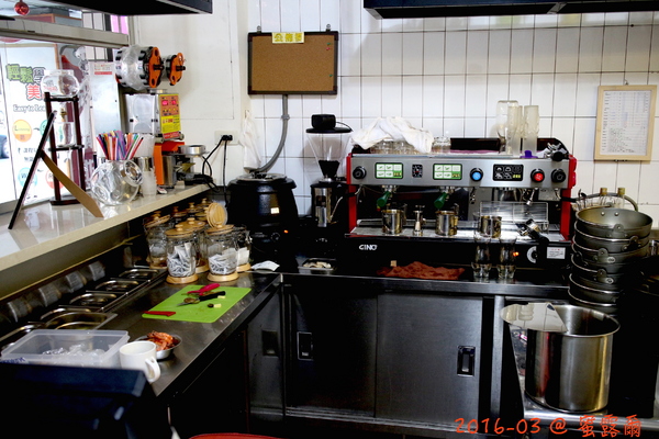 蜜露爾：（台南。中西區美食）『蜜露爾』平價美味，餐點現點現做，值得等待！！