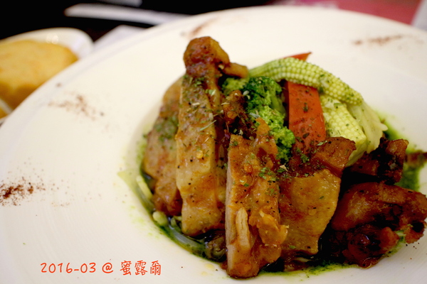 蜜露爾：（台南。中西區美食）『蜜露爾』平價美味，餐點現點現做，值得等待！！