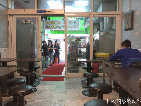 梁泰山食堂:【食記】{高雄。小港區}高雄捷運。小港站梁泰山食堂。用心炒好飯專業級炒飯