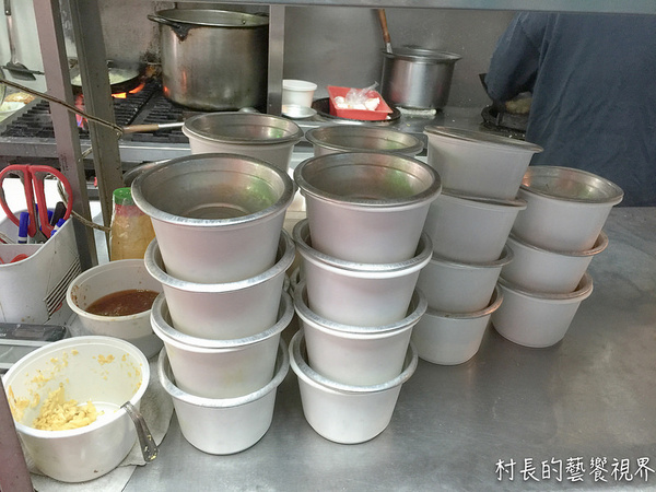 梁泰山食堂:【食記】{高雄。小港區}高雄捷運。小港站梁泰山食堂。用心炒好飯專業級炒飯