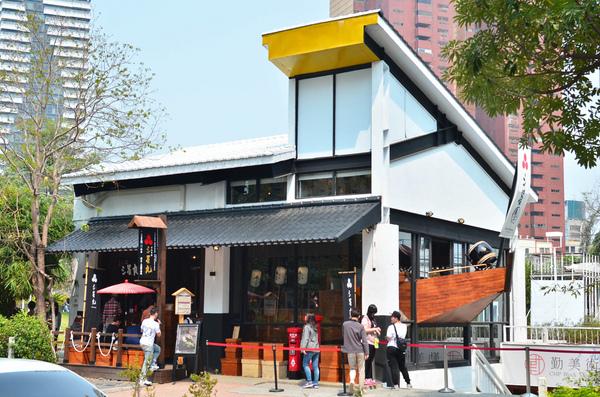 三星園抹茶‧日本茶專賣店(宇治商船)：『台中||西區』超魅力限量山城御判燒，老闆快來兩份！-三星園抹茶·日本茶專賣店