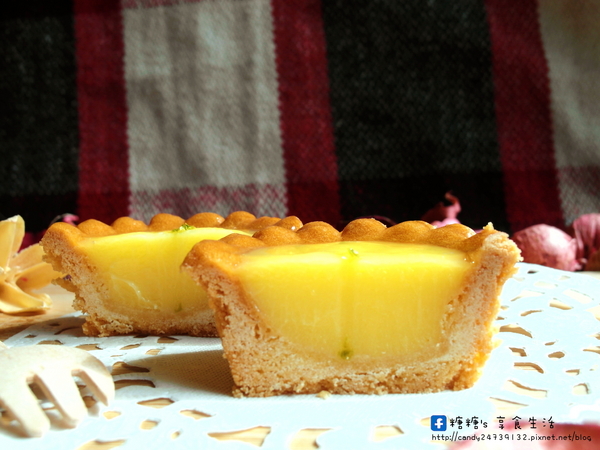 卷卷蛋糕：〖宅配│美食〗卷卷蛋糕 ❤ 堅果塔、檸檬塔、乳酪塔、巧克力塔、季節限定草莓塔，還有戚風蛋糕!!甜點下午茶&伴手禮人氣首選!!