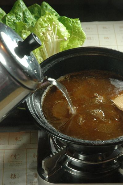 10589026_1482258448686874_1064199970_n