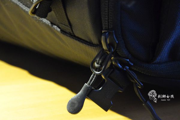 京九背負系統機能包包42.jpg