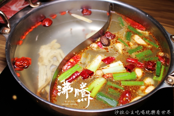 沸騰 Boiling Shabu Shabu：永和.頂溪火鍋『沸騰 Boiling Shabu Shabu』肉食族的涮涮鍋
