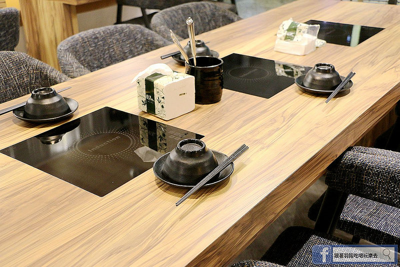 沸騰 Boiling Shabu Shabu110