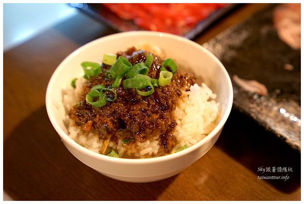 京宴屋涮涮鍋：溫體牛肉鴛鴦鍋吃到飽【京宴屋涮涮鍋】