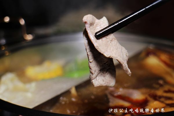 京宴屋涮涮鍋:板橋火鍋吃到飽『京宴屋』溫體牛吃到飽