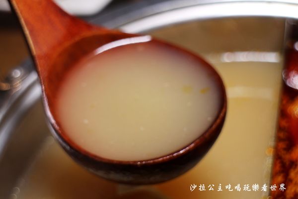 京宴屋涮涮鍋:板橋火鍋吃到飽『京宴屋』溫體牛吃到飽