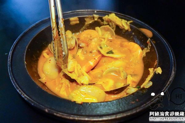 【新北韓式】劉震川日韓風味鍋‬-新式吃法!韓式烤肉加個人火鍋，兩種美味一次滿足!．新莊美食/部隊鍋/煎餅/炸雞/烤肉