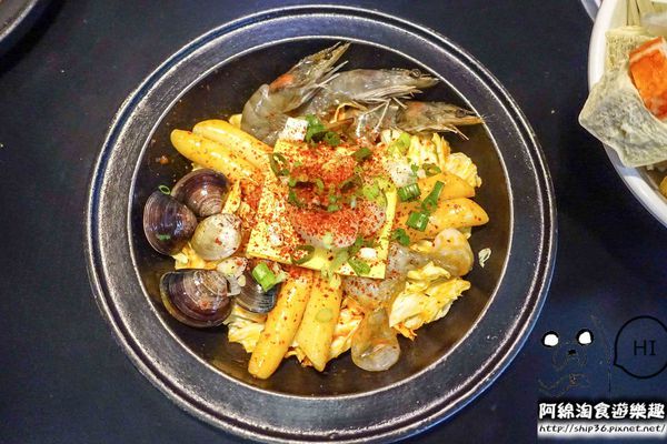 【新北韓式】劉震川日韓風味鍋-新吃法!韓式銅盤烤肉加火鍋，可獨享可分享，兩種美味一次滿足．新莊美食/火烤兩吃/煎餅/炸雞/部隊鍋