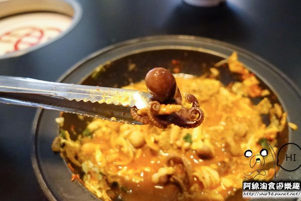 【新北韓式】劉震川日韓風味鍋‬-新式吃法!韓式烤肉加個人火鍋，兩種美味一次滿足!．新莊美食/部隊鍋/煎餅/炸雞/烤肉