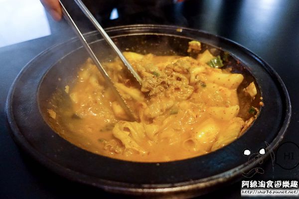 【新北韓式】劉震川日韓風味鍋‬-新式吃法!韓式烤肉加個人火鍋，兩種美味一次滿足!．新莊美食/部隊鍋/煎餅/炸雞/烤肉