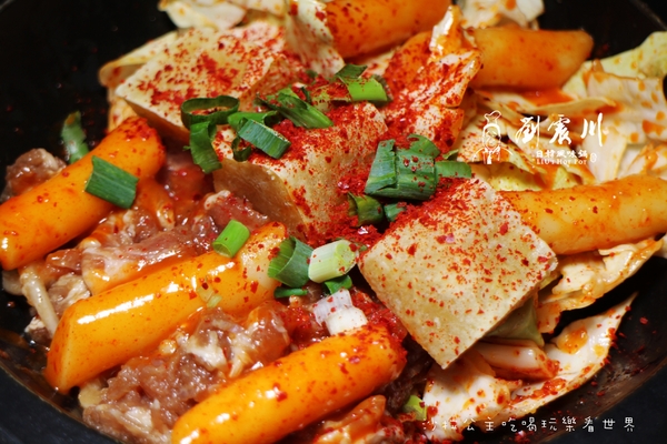 劉震川日韓風味鍋:新莊韓式料理『劉震川日韓風味鍋』烤肉/火鍋一鍋兩吃