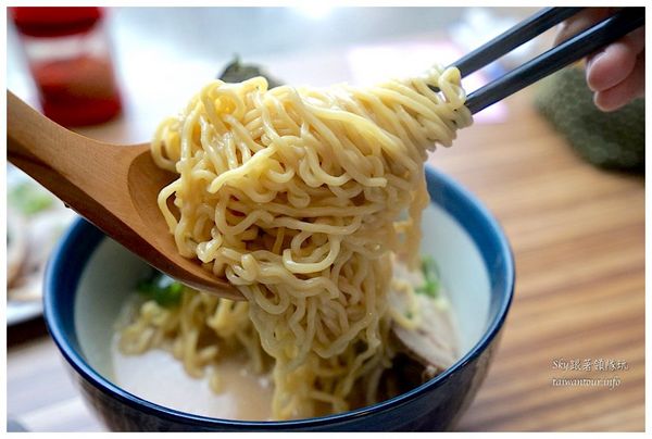 九湯屋拉麵(竹東店):C/P值爆表【九湯屋拉麵-竹東店】(食尚玩家介紹)