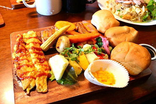 尼克叔叔創意廚房：【新北市中和美食】尼克叔叔創意廚房~平價異國料理/沒有過多商業化的裝潢/簡單溫馨的聚會好去處