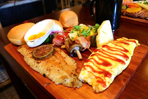 尼克叔叔創意廚房:【新北市中和美食】尼克叔叔創意廚房~平價異國料理/沒有過多商業化的裝潢/簡單溫馨的聚會好去處