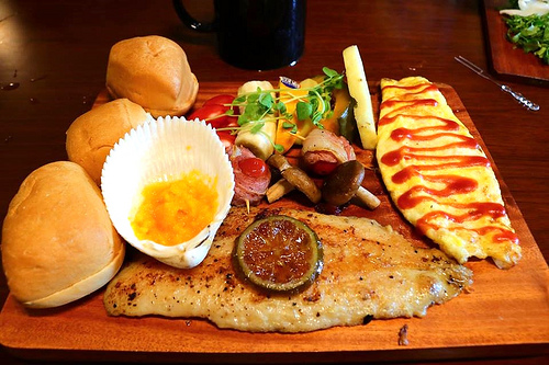 尼克叔叔創意廚房：【新北市中和美食】尼克叔叔創意廚房~平價異國料理/沒有過多商業化的裝潢/簡單溫馨的聚會好去處