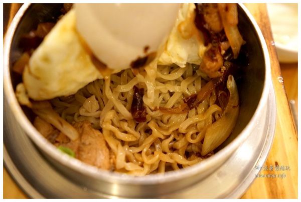 茶味真屋.阿明佛跳牆：三井旁高C/P值燉品【茶味真屋.阿明佛跳牆】